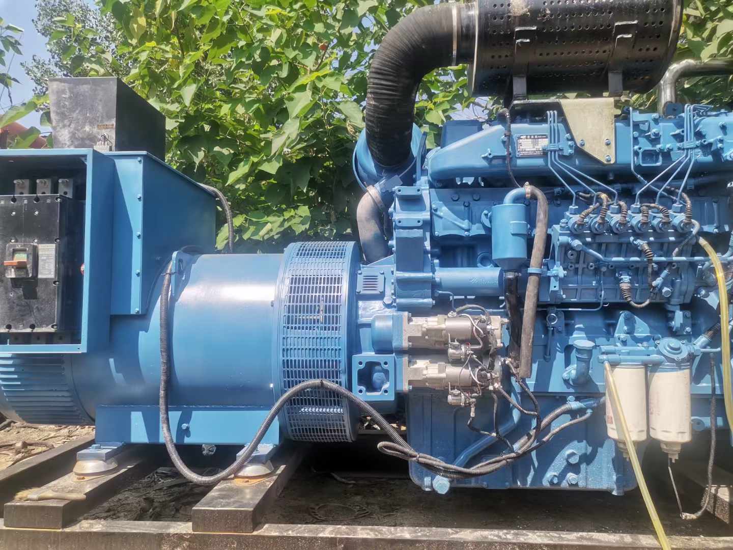 石嘴山详细说明降低 800kW 柴油发电机输出电流波动的方法